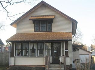 466 Ridgeland Ave, Valparaiso, IN 46385