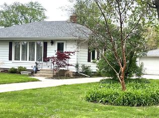 8959 Lawndale St, Highland, IN 46322