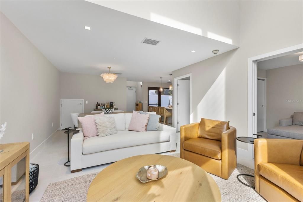 1558 4th St #212, Sarasota, FL - View 4