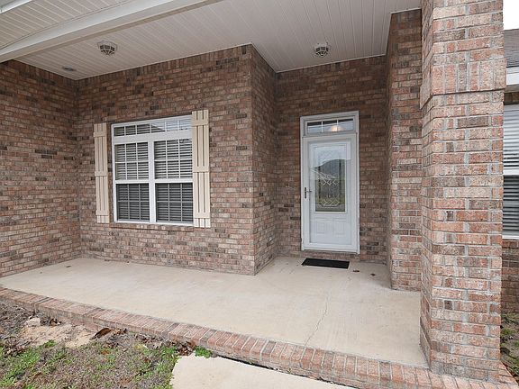 2nd image of 1681 Lady Ln