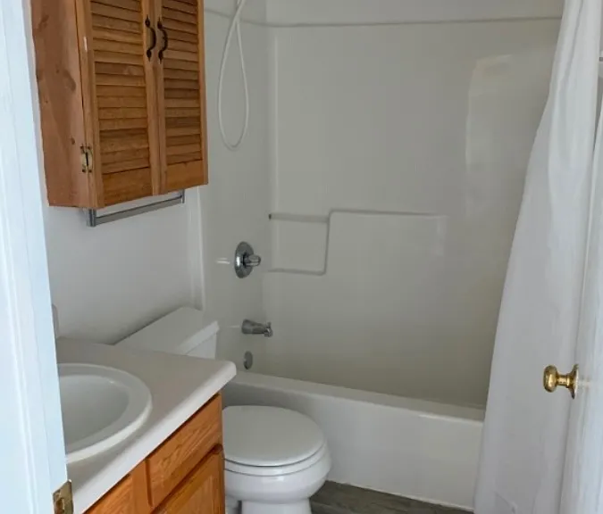 2318 Temple Ct E — Photo 8