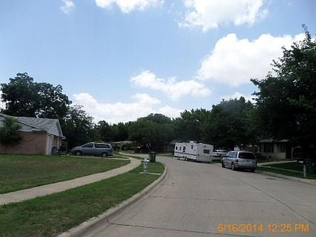 4th image of 2512 Plaza St