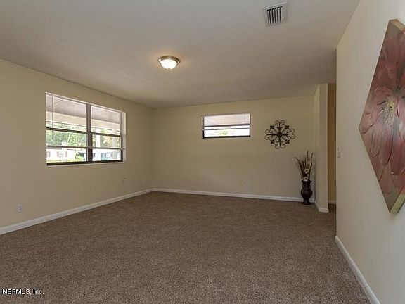 5th image of 5502 Fargo Dr N