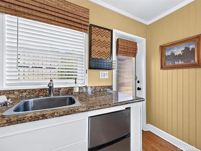 318 Holly St — Photo 10