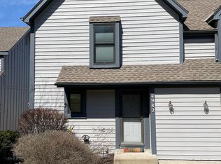 4982 W 60th Ter, Mission, KS 66205