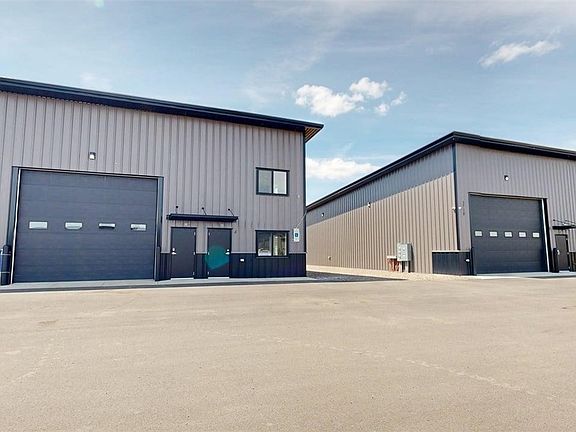 2nd image of 3734 Crescent Lake Rd Unit 4