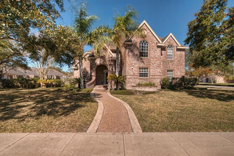 1st image of 8010 Piedrabuena Dr