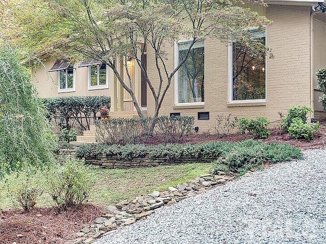 1st image of 2904 Gretmar Dr
