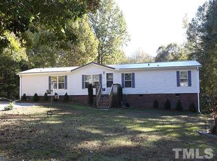 185 Bridgewater Dr, Louisburg, NC 27549