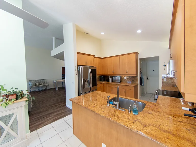5155 Monterey Ln — Photo 14
