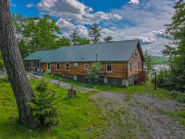 41 Thomas Road, Monson, ME 04464