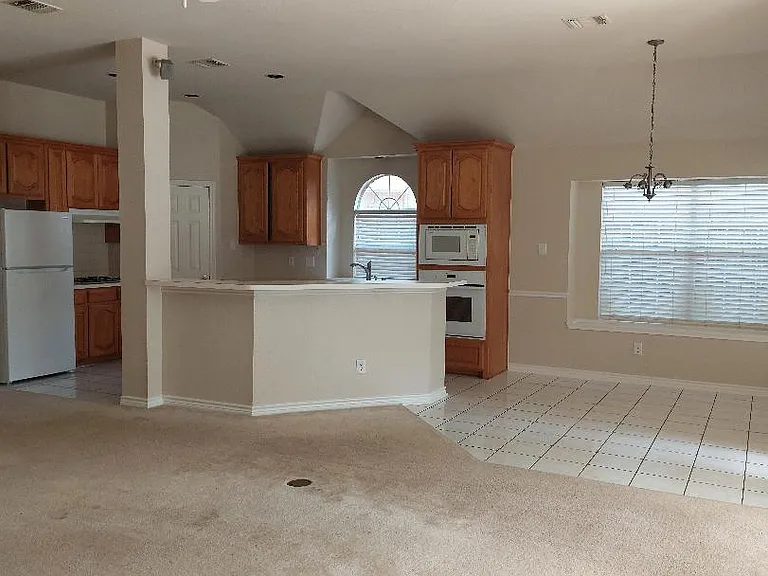7805 Brook Meadow Ln — Photo 4