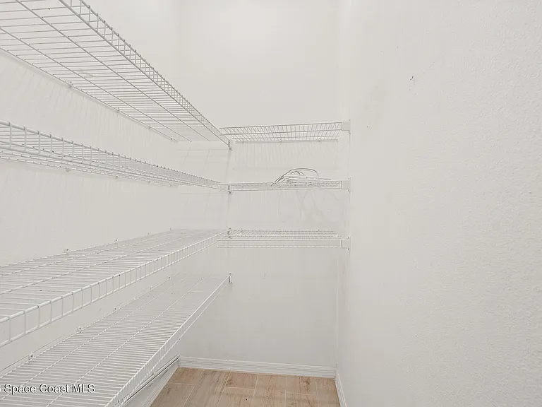 2467 Deercroft Dr — Photo 39