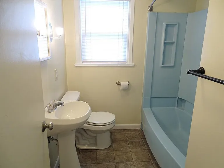 8 S Farmersville Rd — Photo 12