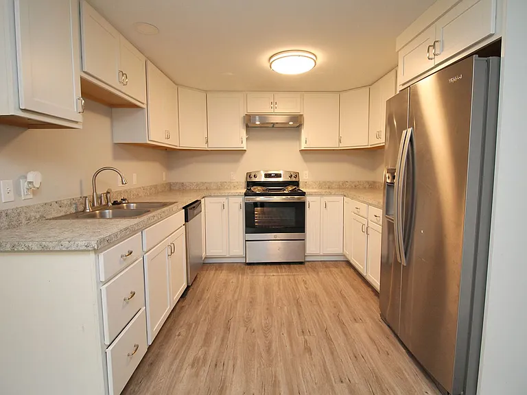 9655 N Edison St — Photo 18