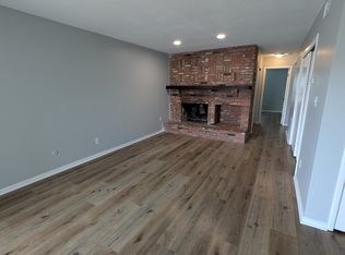 3400 SW Burnett Rd #A, Topeka, KS 66614