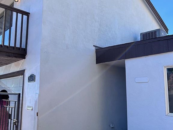 4th image of 2649 El Charro Dr