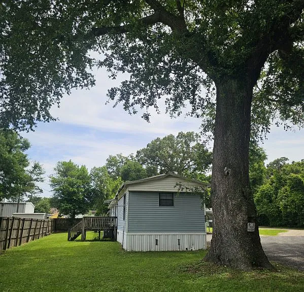 495 E Ten Mile Rd — Photo 3