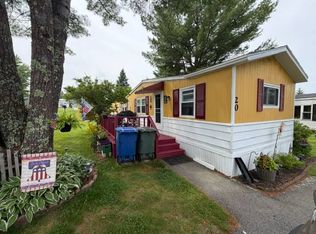 20 Windsor Dr, Westbrook, ME 04092