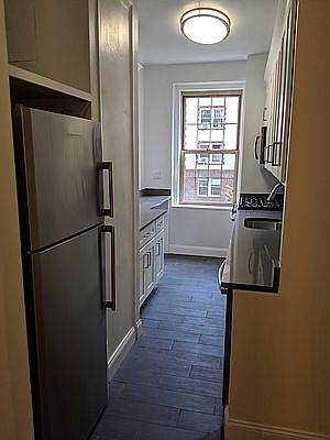 5th image of 83-09 Talbot St #2E