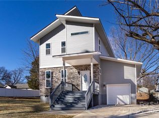 5637 Torrence St, Charlotte, NC 28269