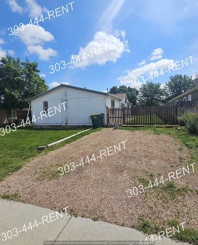 3 bed, 2.0 bath, 1404 sqft, $2,195 — Photo 3