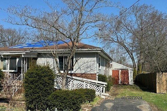 4th image of 481 Columbia Ave
