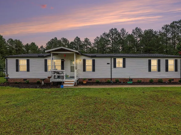 108 Debbie Ln, Angier, NC 27501