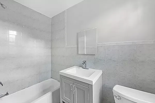 Rented by Friedman Mayer, LREB | media 19
