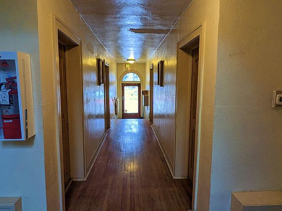 2nd image of 1690 Milwaukee St Ste 101