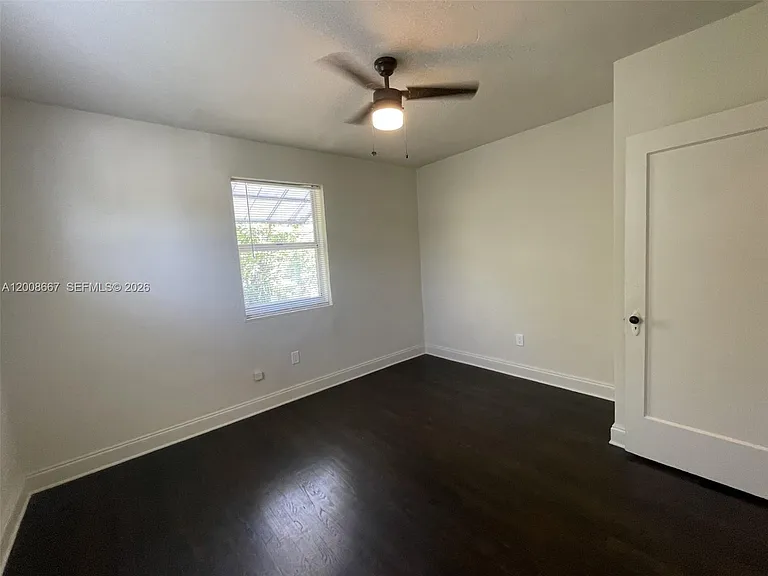 502 NE 70th St #1 — Photo 10
