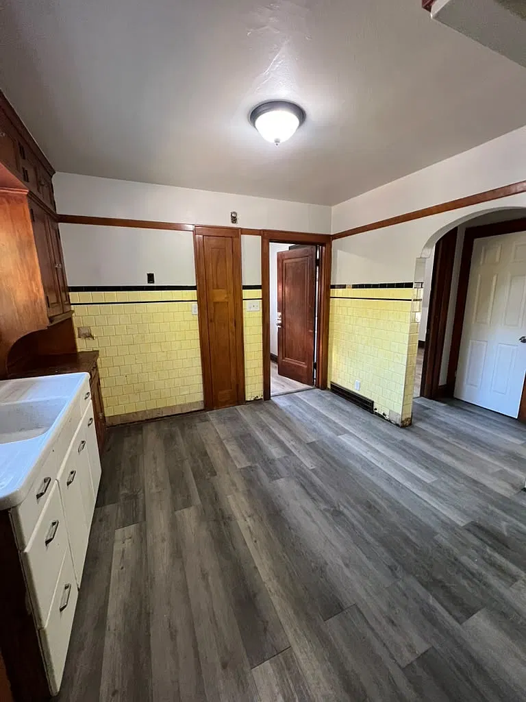 2 bed, $1,150 — Photo 2