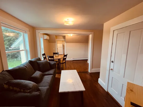 1243 State St #2, Veazie, ME 04401