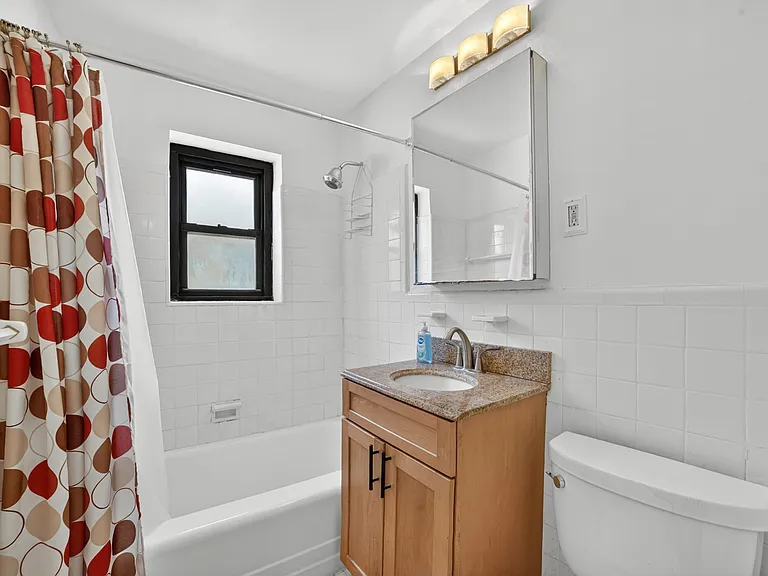 222 N Broadway #3D — Photo 22