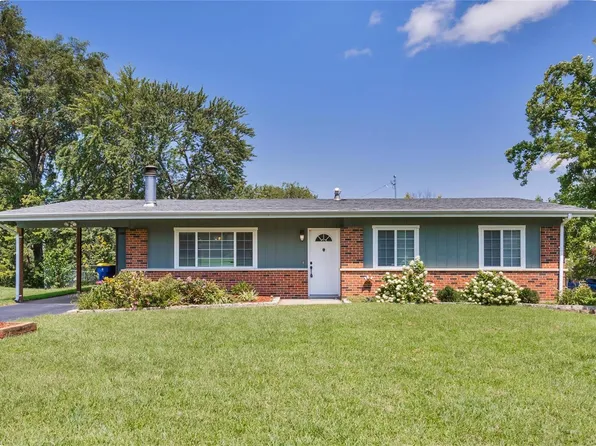 107 Bal Harbour Dr, Saint Louis, MO 63146