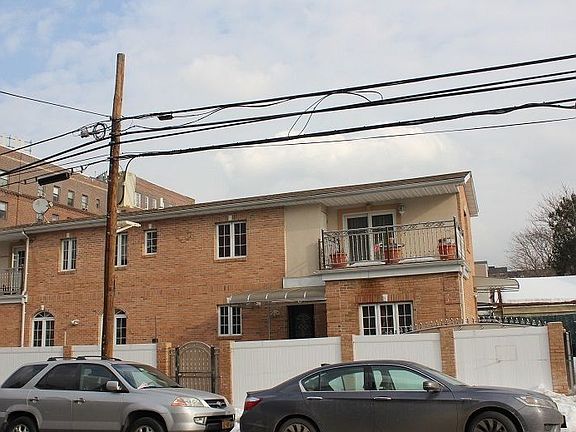 2nd image of 6302 Saunders St #2FL