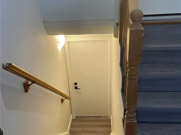 162 Ontario St S #Basement, Milton, ON L9T 2M8