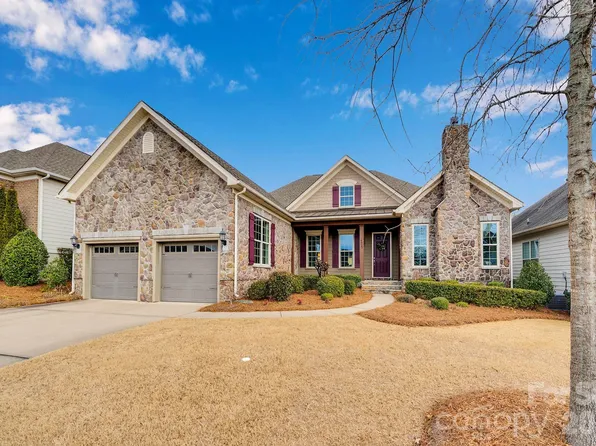 14920 High Bluff Ct, Charlotte, NC 28278