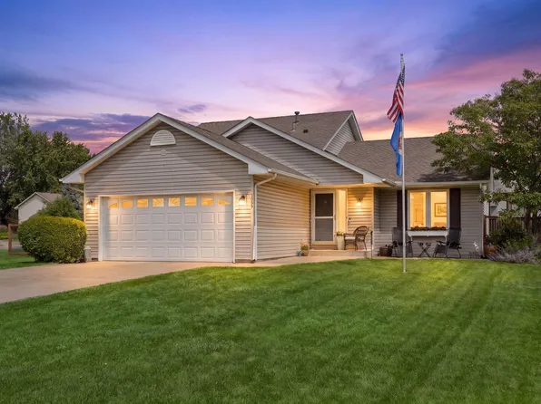 1049 Bonnieview Dr, Woodbury, MN 55129