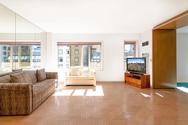 Sold by Compass | media 6