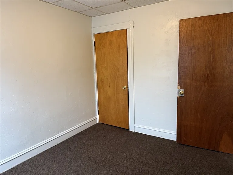 9 Lexington St #1W — Photo 8