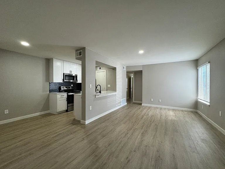 4547 Avenue A #104 — Photo 9