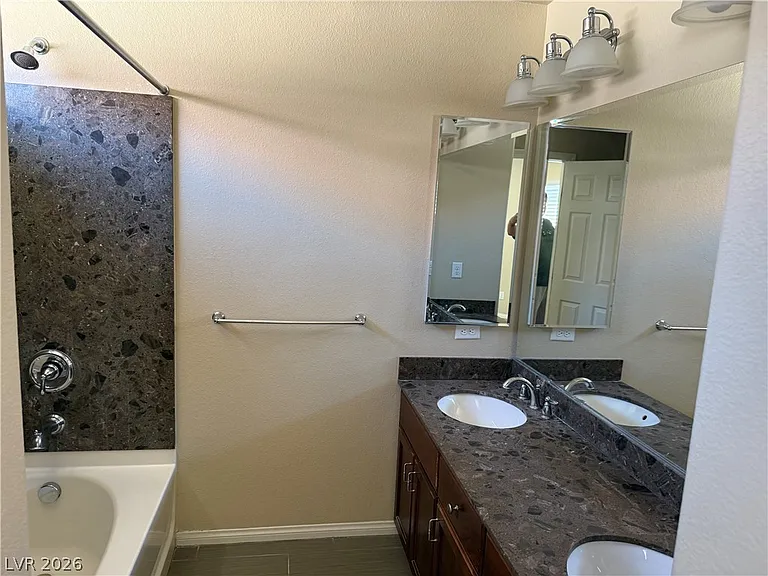 6083 Crown Palms Ave — Photo 21