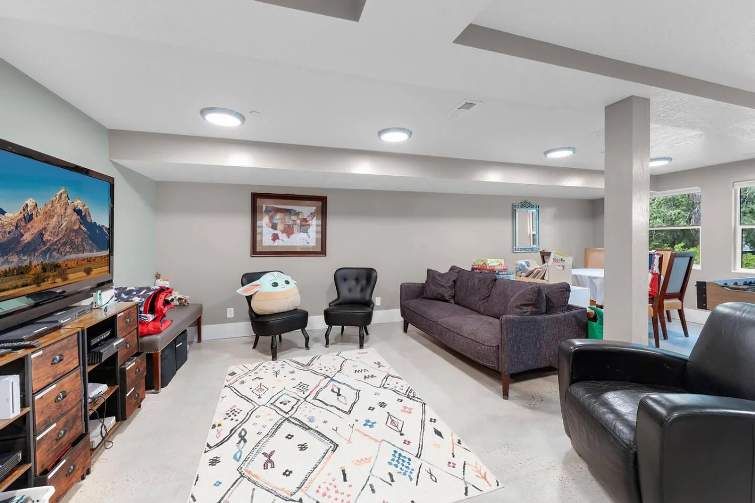 7 bed, 5.0 bath, 3853 sqft, $24,249 — Photo 4