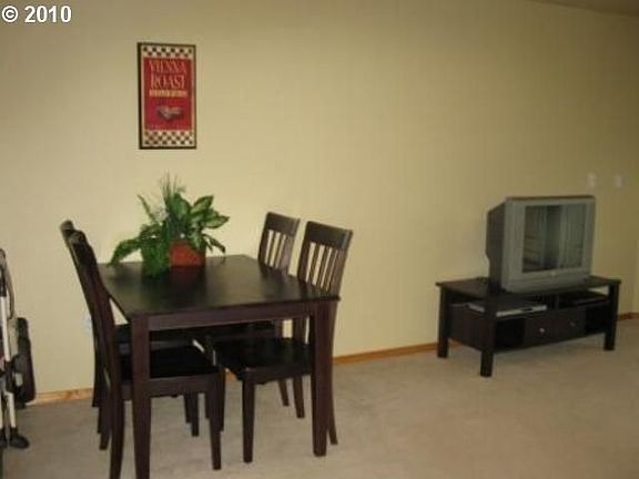 Dining/Greatroom Area