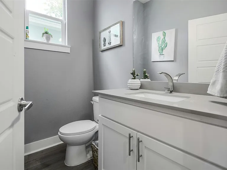 7607 Providence Ave #A — Photo 22