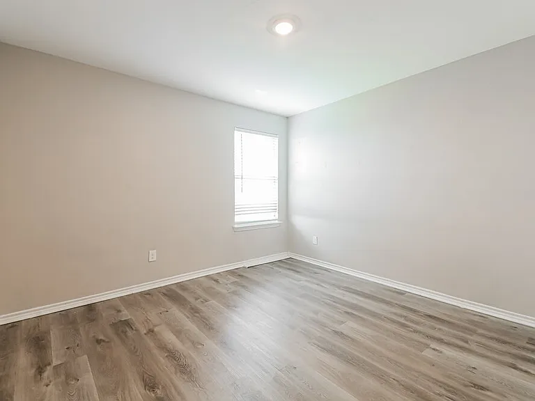 820 Horton St — Photo 15