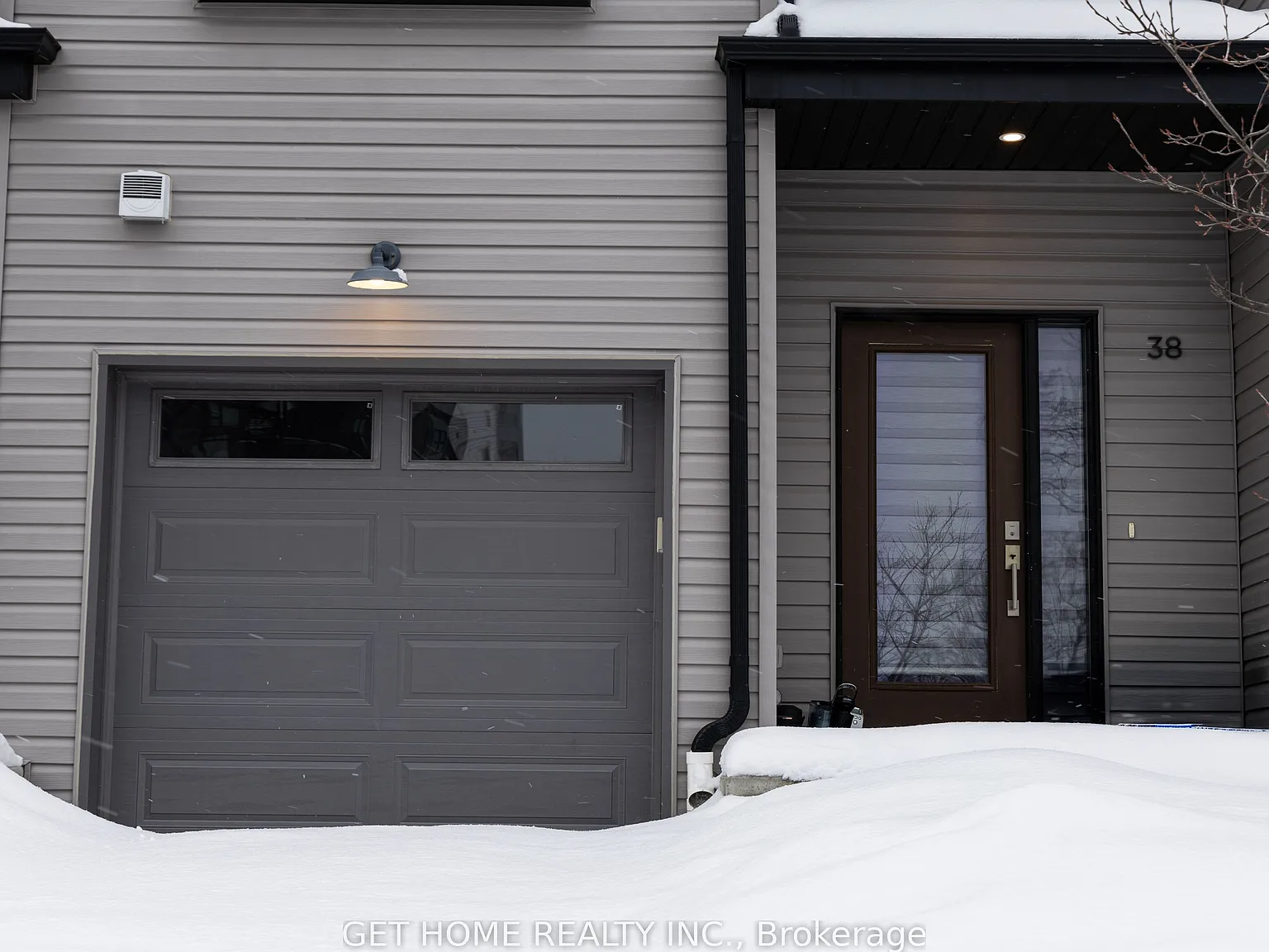 3 bed, $2,700 — Photo 3