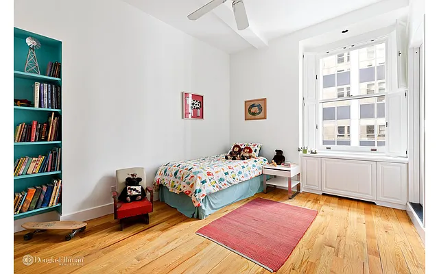 Sold by Douglas Elliman | media 8