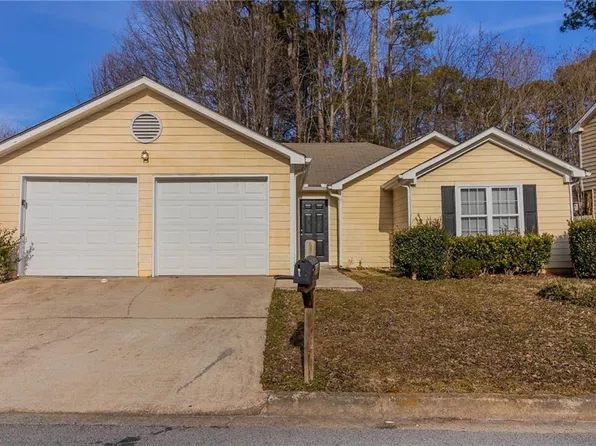 1363 Stoneleigh Way, Stone Mountain, GA 30088
